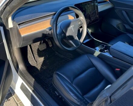 Білий Тесла Модель 3, об'ємом двигуна 0 л та пробігом 280 тис. км за 14500 $, фото 5 на Automoto.ua