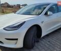 Білий Тесла Модель 3, об'ємом двигуна 0 л та пробігом 47 тис. км за 26200 $, фото 2 на Automoto.ua