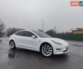 Білий Тесла Модель 3, об'ємом двигуна 0 л та пробігом 108 тис. км за 16500 $, фото 1 на Automoto.ua
