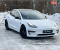 Белый Тесла Модель 3, объемом двигателя 0 л и пробегом 90 тыс. км за 19999 $, фото 3 на Automoto.ua