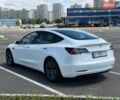 Белый Тесла Модель 3, объемом двигателя 0 л и пробегом 81 тыс. км за 19500 $, фото 4 на Automoto.ua