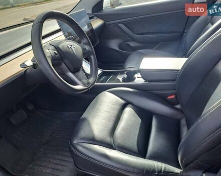 Білий Тесла Модель 3, об'ємом двигуна 0 л та пробігом 81 тис. км за 16500 $, фото 15 на Automoto.ua
