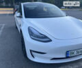 Білий Тесла Модель 3, об'ємом двигуна 0 л та пробігом 60 тис. км за 28000 $, фото 1 на Automoto.ua