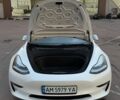 Белый Тесла Модель 3, объемом двигателя 0 л и пробегом 98 тыс. км за 22000 $, фото 5 на Automoto.ua
