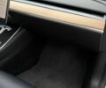 Білий Тесла Модель 3, об'ємом двигуна 0 л та пробігом 118 тис. км за 16700 $, фото 11 на Automoto.ua