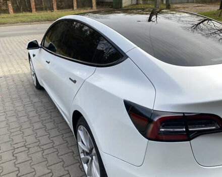 Білий Тесла Модель 3, об'ємом двигуна 0 л та пробігом 83 тис. км за 22000 $, фото 9 на Automoto.ua
