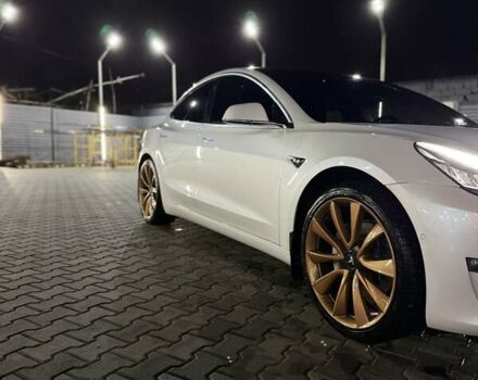 Білий Тесла Модель 3, об'ємом двигуна 0 л та пробігом 55 тис. км за 21800 $, фото 10 на Automoto.ua