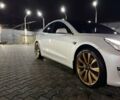 Білий Тесла Модель 3, об'ємом двигуна 0 л та пробігом 55 тис. км за 21800 $, фото 10 на Automoto.ua