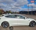 Білий Тесла Модель 3, об'ємом двигуна 0 л та пробігом 81 тис. км за 16500 $, фото 3 на Automoto.ua