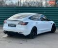 Белый Тесла Модель 3, объемом двигателя 0 л и пробегом 90 тыс. км за 18999 $, фото 21 на Automoto.ua