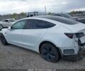 Білий Тесла Модель 3, об'ємом двигуна 0 л та пробігом 141 тис. км за 11000 $, фото 12 на Automoto.ua