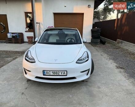 Білий Тесла Модель 3, об'ємом двигуна 0 л та пробігом 92 тис. км за 21300 $, фото 39 на Automoto.ua