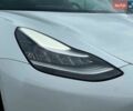 Білий Тесла Модель 3, об'ємом двигуна 0 л та пробігом 102 тис. км за 18990 $, фото 13 на Automoto.ua