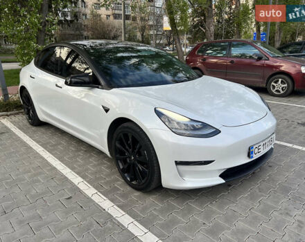 Белый Тесла Модель 3, объемом двигателя 0 л и пробегом 65 тыс. км за 19500 $, фото 3 на Automoto.ua