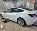 Білий Тесла Модель 3, об'ємом двигуна 0 л та пробігом 156 тис. км за 15900 $, фото 7 на Automoto.ua