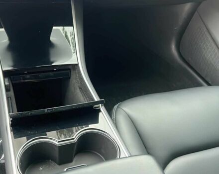 Белый Тесла Модель 3, объемом двигателя 0 л и пробегом 38 тыс. км за 11200 $, фото 9 на Automoto.ua