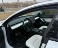 Белый Тесла Модель 3, объемом двигателя 0 л и пробегом 68 тыс. км за 16900 $, фото 2 на Automoto.ua