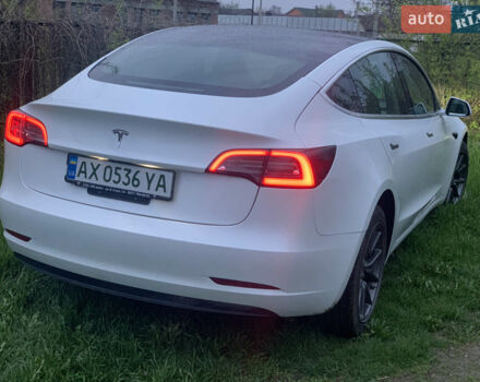 Белый Тесла Модель 3, объемом двигателя 0 л и пробегом 75 тыс. км за 19950 $, фото 9 на Automoto.ua