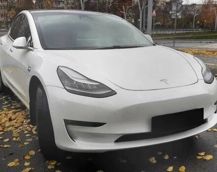 Белый Тесла Модель 3, объемом двигателя 0 л и пробегом 73 тыс. км за 11397 $, фото 4 на Automoto.ua