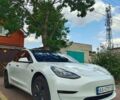Белый Тесла Модель 3, объемом двигателя 0 л и пробегом 73 тыс. км за 20500 $, фото 25 на Automoto.ua