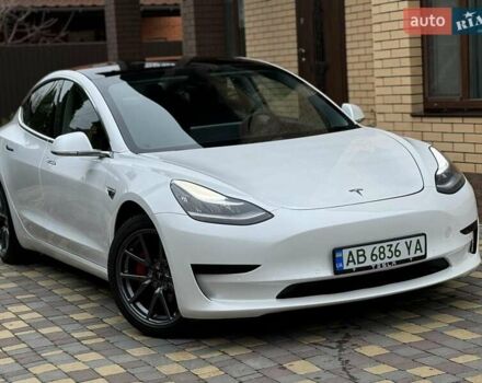 Білий Тесла Модель 3, об'ємом двигуна 0 л та пробігом 60 тис. км за 18500 $, фото 52 на Automoto.ua
