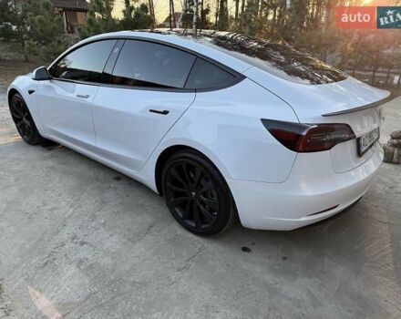 Білий Тесла Модель 3, об'ємом двигуна 0 л та пробігом 92 тис. км за 21300 $, фото 11 на Automoto.ua