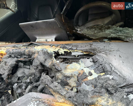 Білий Тесла Модель 3, об'ємом двигуна 0 л та пробігом 79 тис. км за 10000 $, фото 3 на Automoto.ua