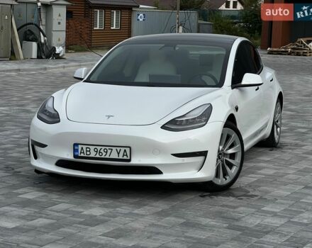 Білий Тесла Модель 3, об'ємом двигуна 0 л та пробігом 81 тис. км за 16500 $, фото 4 на Automoto.ua
