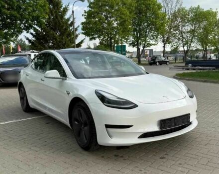 Белый Тесла Модель 3, объемом двигателя 0 л и пробегом 120 тыс. км за 14300 $, фото 6 на Automoto.ua