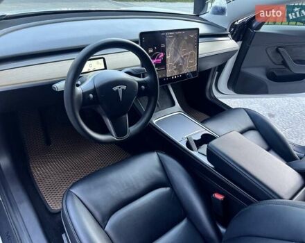 Білий Тесла Модель 3, об'ємом двигуна 0 л та пробігом 140 тис. км за 20700 $, фото 47 на Automoto.ua