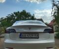 Белый Тесла Модель 3, объемом двигателя 0 л и пробегом 73 тыс. км за 20592 $, фото 3 на Automoto.ua