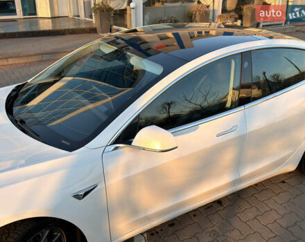 Белый Тесла Модель 3, объемом двигателя 0 л и пробегом 190 тыс. км за 17900 $, фото 8 на Automoto.ua