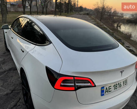 Білий Тесла Модель 3, об'ємом двигуна 0 л та пробігом 56 тис. км за 19150 $, фото 12 на Automoto.ua