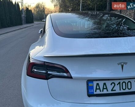 Белый Тесла Модель 3, объемом двигателя 0 л и пробегом 112 тыс. км за 15100 $, фото 19 на Automoto.ua