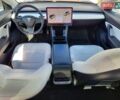 Білий Тесла Модель 3, об'ємом двигуна 0 л та пробігом 93 тис. км за 5500 $, фото 5 на Automoto.ua