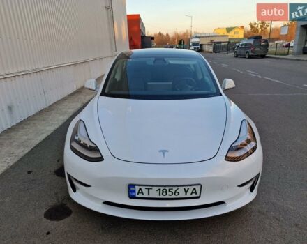 Белый Тесла Модель 3, объемом двигателя 0 л и пробегом 42 тыс. км за 17900 $, фото 8 на Automoto.ua