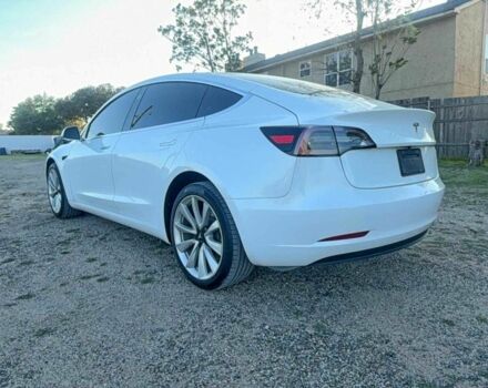 Білий Тесла Модель 3, об'ємом двигуна 0 л та пробігом 91 тис. км за 3500 $, фото 2 на Automoto.ua
