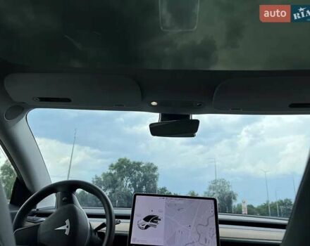 Білий Тесла Модель 3, об'ємом двигуна 0 л та пробігом 96 тис. км за 19900 $, фото 9 на Automoto.ua