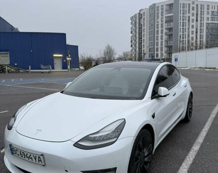 Білий Тесла Модель 3, об'ємом двигуна 0 л та пробігом 203 тис. км за 21500 $, фото 3 на Automoto.ua