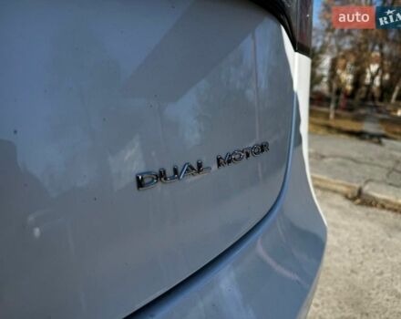 Белый Тесла Модель 3, объемом двигателя 0 л и пробегом 162 тыс. км за 18690 $, фото 10 на Automoto.ua