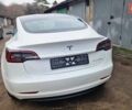 Білий Тесла Модель 3, об'ємом двигуна 0 л та пробігом 142 тис. км за 17300 $, фото 28 на Automoto.ua