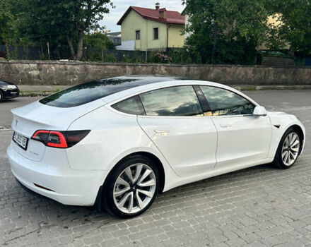 Білий Тесла Модель 3, об'ємом двигуна 0 л та пробігом 80 тис. км за 20000 $, фото 5 на Automoto.ua