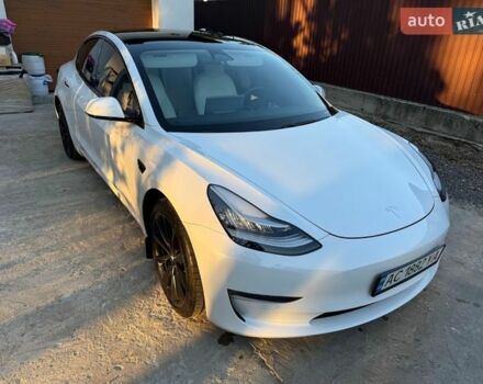 Белый Тесла Модель 3, объемом двигателя 0 л и пробегом 105 тыс. км за 21300 $, фото 1 на Automoto.ua