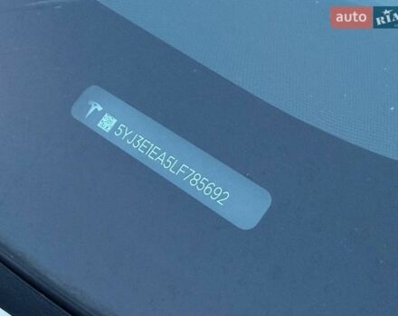 Белый Тесла Модель 3, объемом двигателя 0 л и пробегом 84 тыс. км за 15500 $, фото 49 на Automoto.ua