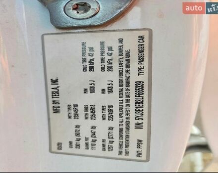 Білий Тесла Модель 3, об'ємом двигуна 0 л та пробігом 142 тис. км за 11300 $, фото 9 на Automoto.ua