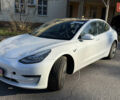 Білий Тесла Модель 3, об'ємом двигуна 0 л та пробігом 70 тис. км за 13900 $, фото 1 на Automoto.ua