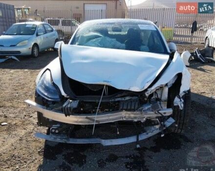 Білий Тесла Модель 3, об'ємом двигуна 0 л та пробігом 81 тис. км за 9900 $, фото 9 на Automoto.ua