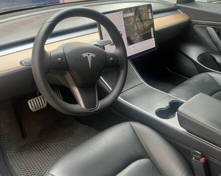 Белый Тесла Модель 3, объемом двигателя 0 л и пробегом 60 тыс. км за 16999 $, фото 12 на Automoto.ua