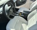 Білий Тесла Модель 3, об'ємом двигуна 0 л та пробігом 117 тис. км за 19900 $, фото 8 на Automoto.ua