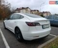 Білий Тесла Модель 3, об'ємом двигуна 0 л та пробігом 112 тис. км за 18500 $, фото 5 на Automoto.ua
